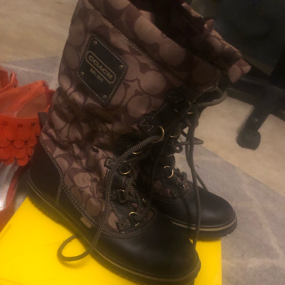 Waterproof Coach winter 🥶 boots 🥾